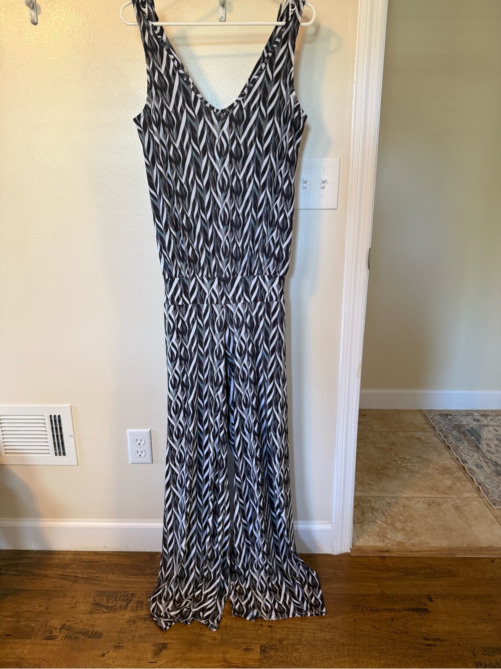 Sleeveless Black and White V-Neck Deborah Viereck Jumpsuit